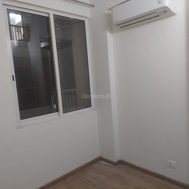 3bhk with servant and study available for Rent in Experion The Heartsong Seactor 108 Gurgaon-16