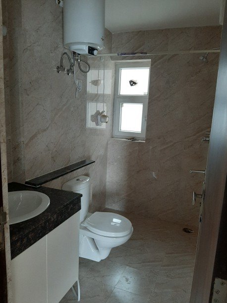 3BHK +SR flat for sale  Adani Oyster Grande Sector 102,GURGAON-9