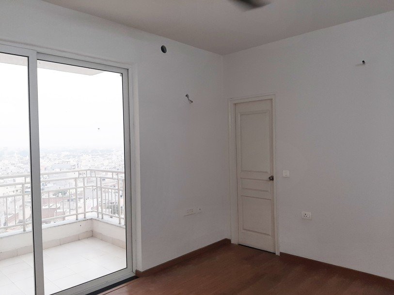 2 BHK Apartment in Sector-104 Gurgaon-3