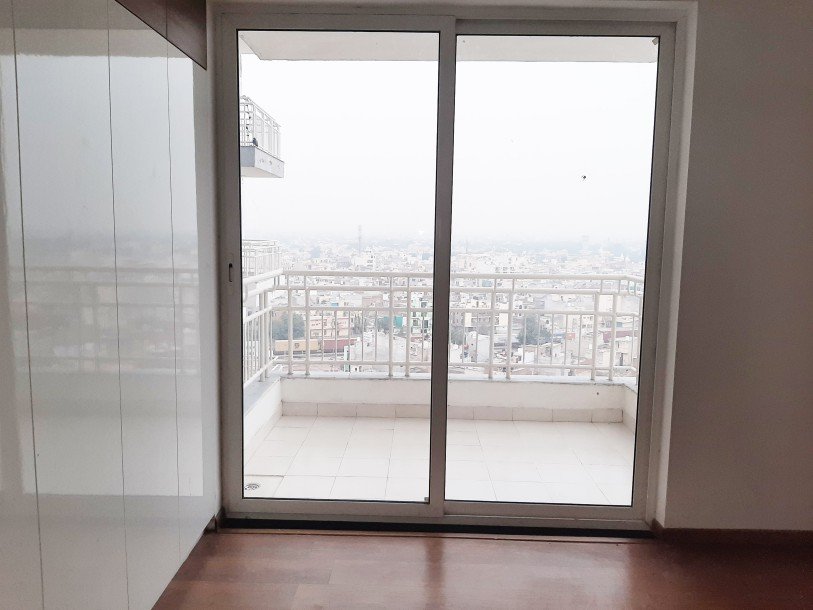 2 BHK Apartment in Sector-104 Gurgaon-10