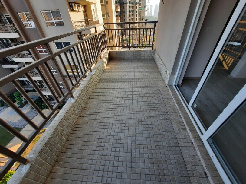 3bhk semifurnished apartment in sector 102 gurgaon-1