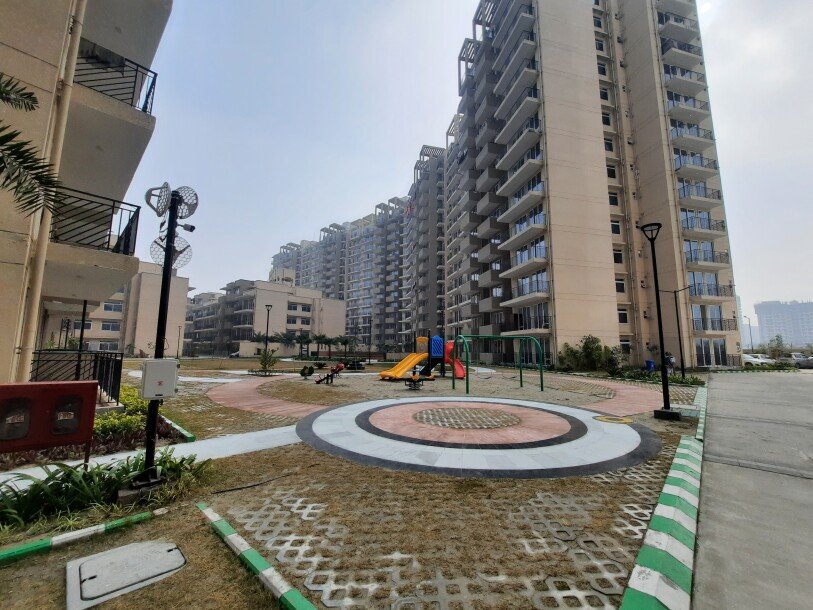 2bhk apartment signature grande iva sector  103 Dwarka expressway gurgaon-1