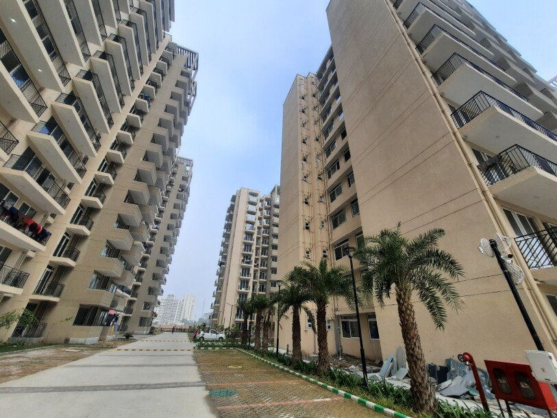 2bhk apartment signature grande iva sector  103 Dwarka expressway gurgaon-3