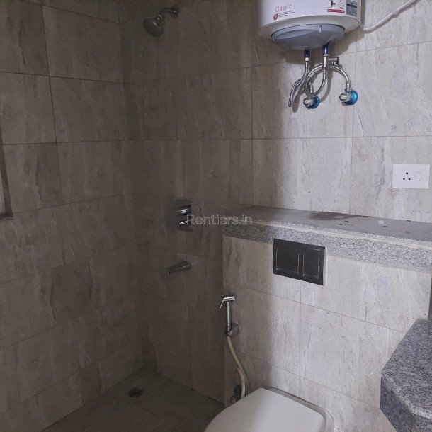 3bhk with servant and study available for Rent in Experion The Heartsong Seactor 108 Gurgaon-5