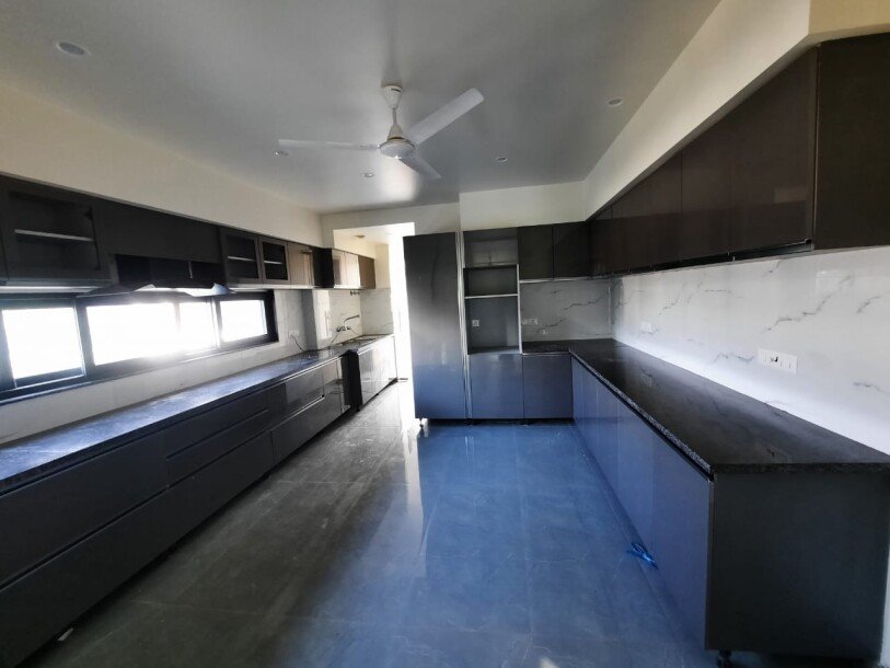 4bhk semifurnished flat in Palam vihar  gurgaon-5