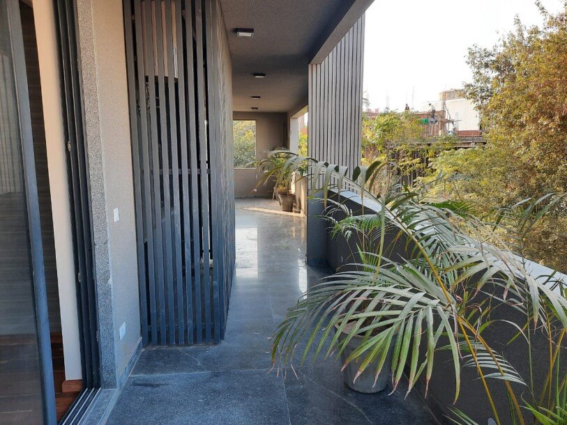 4bhk semifurnished flat in Palam vihar  gurgaon-12