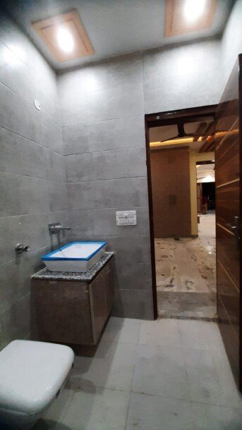 2bhk semifurnished House  in sector 110A gurgaon-10