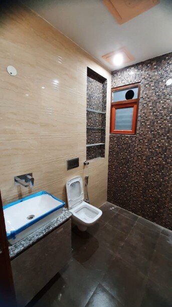 2bhk semifurnished House  in sector 110A gurgaon-5