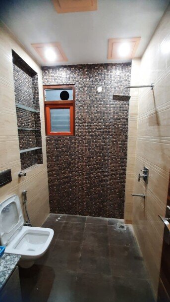 2bhk semifurnished House  in sector 110A gurgaon-8