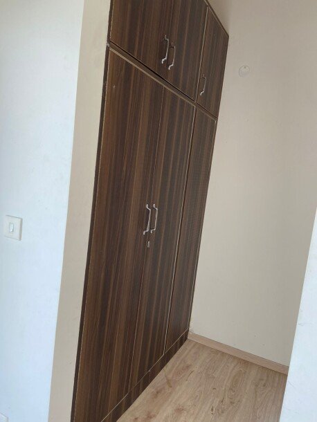 3bhk  1889 SQFT semifurnished flat in adani oyster grande sector 102  gurgaon-12