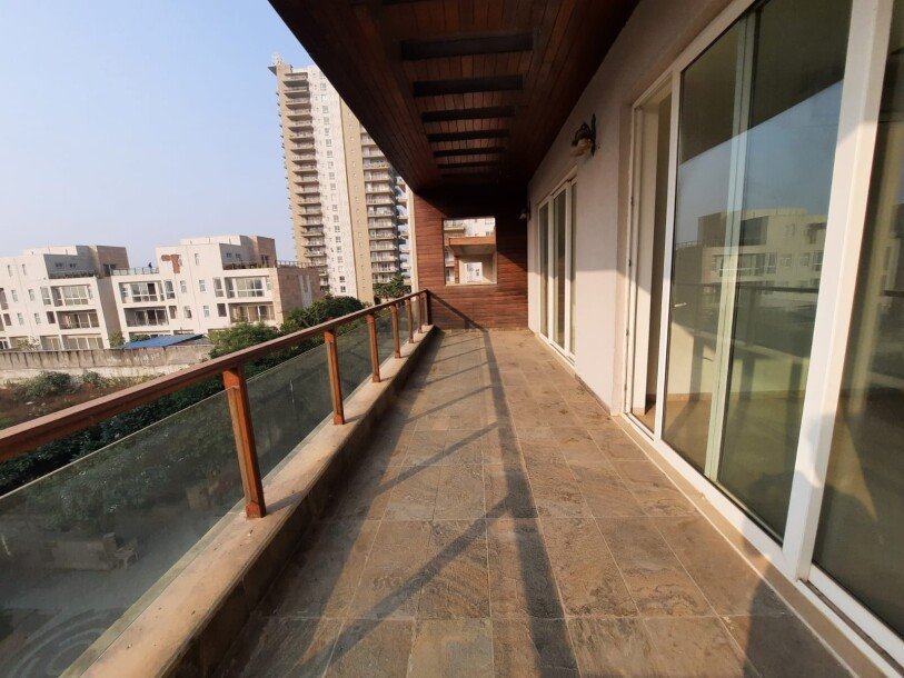 5bhk semifurnished villa in puri Deplomatic greens  sector 111 gurgaon-1