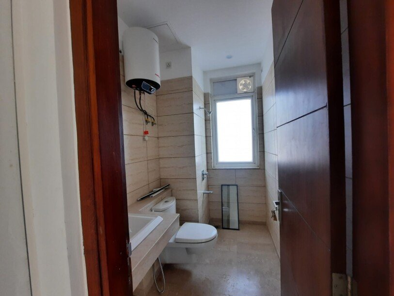 5bhk semifurnished villa in puri Deplomatic greens  sector 111 gurgaon-6