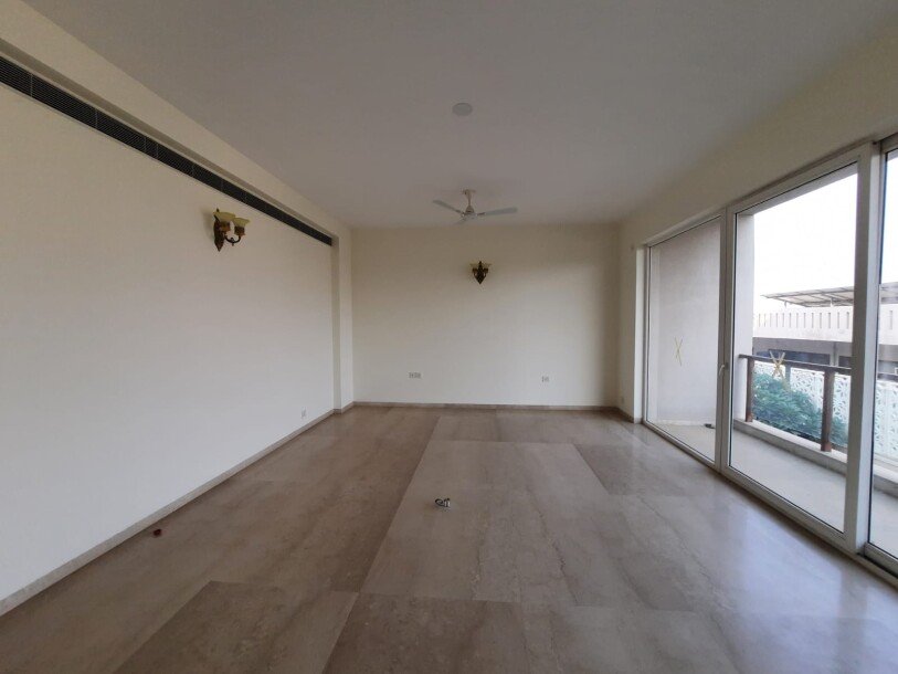 5bhk semifurnished villa in puri Deplomatic greens  sector 111 gurgaon-11