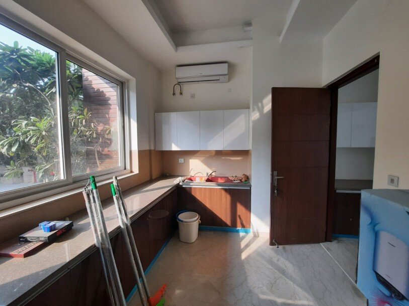 5bhk semifurnished villa in puri Deplomatic greens  sector 111 gurgaon-12