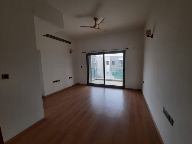 5bhk Independent Villa in Sobha International City Sector 109 Gurgaon-21