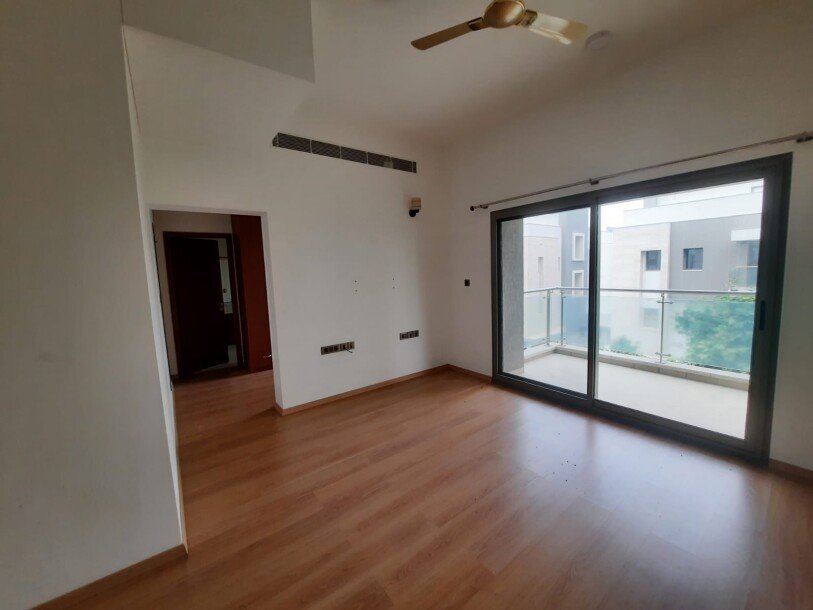 5bhk Independent Villa in Sobha International City Sector 109 Gurgaon-18