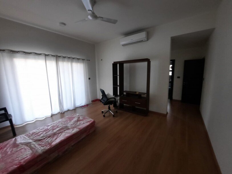5bhk Independent Villa 270sqyrds in Sobha International City Sector 109 Gurgaon-15