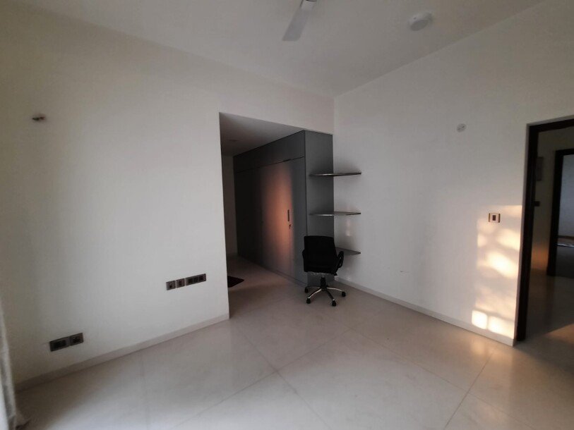 5bhk Independent Villa 270sqyrds in Sobha International City Sector 109 Gurgaon-1