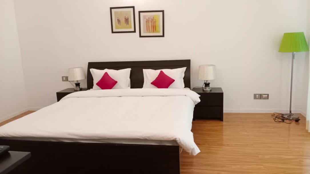 4bhk flat in India Dlf the crest  sector 54 gurgaon-5