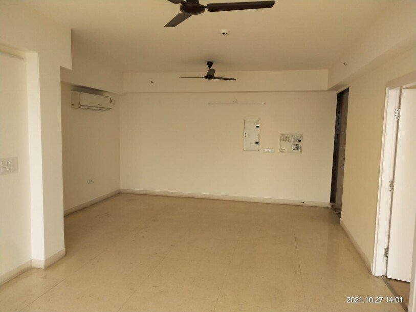 3bhk flat in Dlf regal garden sector 90 gurgaon-14