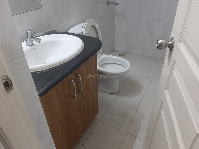 2bhk apartment for rent in Godrej Summit sector 104 Gurgaon-5
