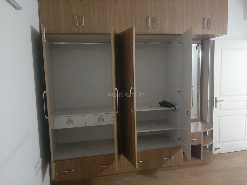 2bhk apartment for rent in Godrej Summit sector 104 Gurgaon-8