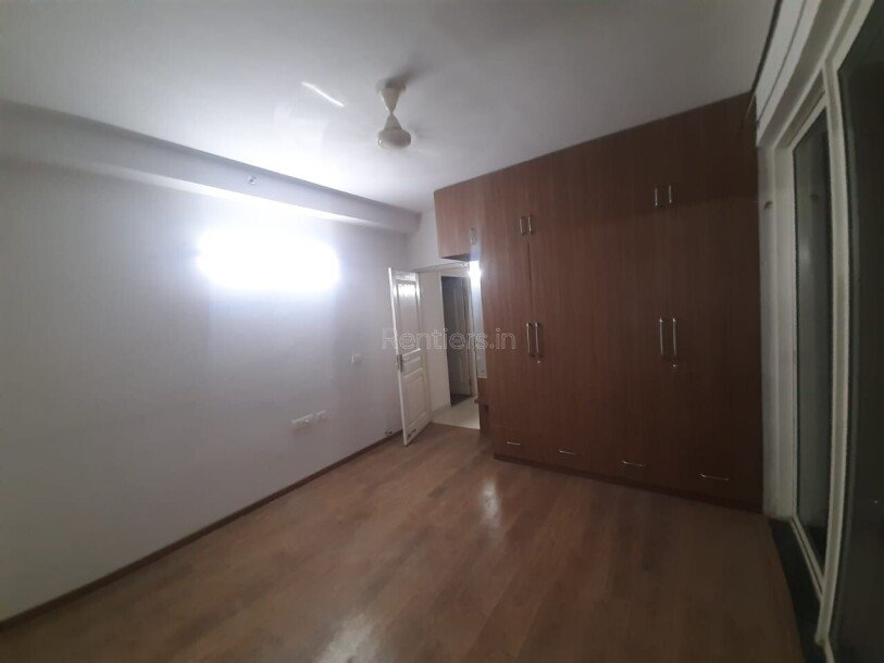2bhk apartment for rent in Godrej Summit sector 104 Gurgaon-1