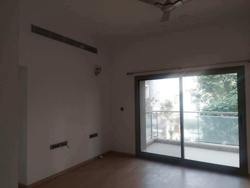 5bhk Independent Villa House for rent in Sobha International City SECTOR 109 GURGAON-18
