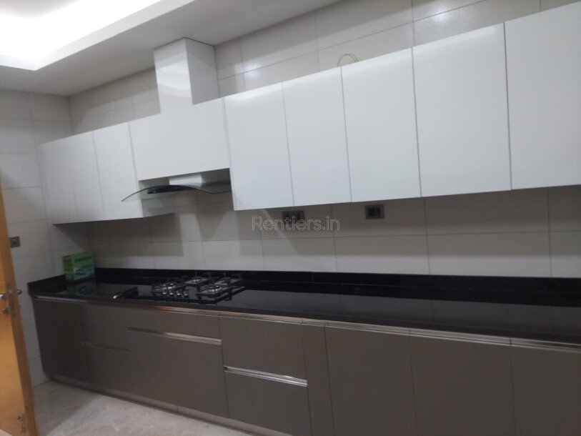 5bhk 500sqyards independent Villa in Sobha International City-5