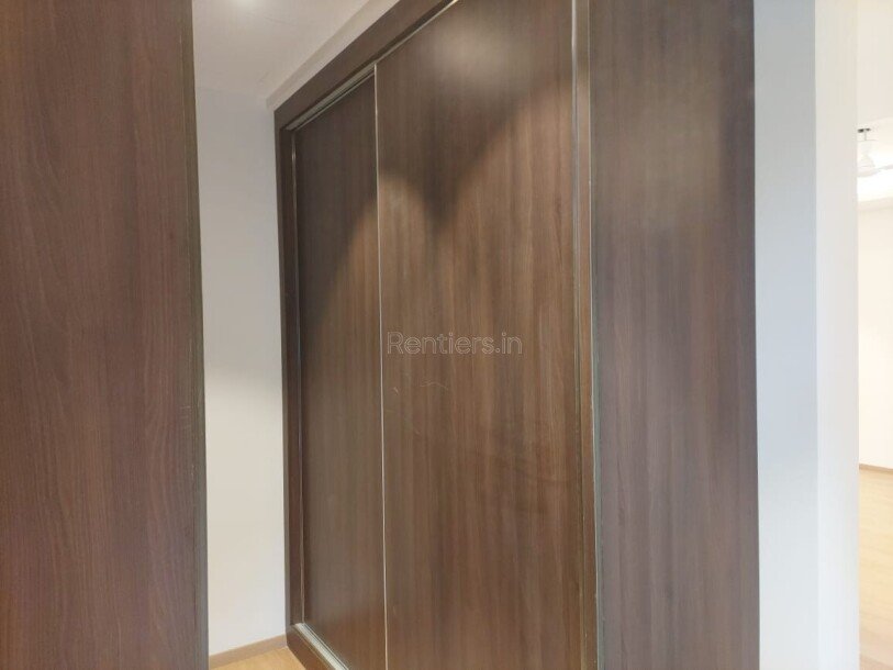 5bhk 500sqyards independent Villa in Sobha International City-3