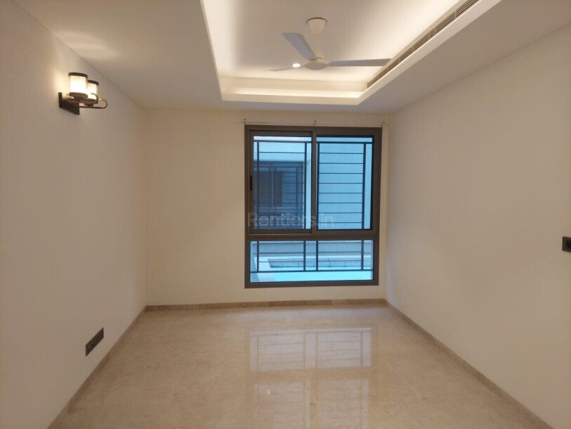 5bhk 500sqyards independent Villa in Sobha International City-7