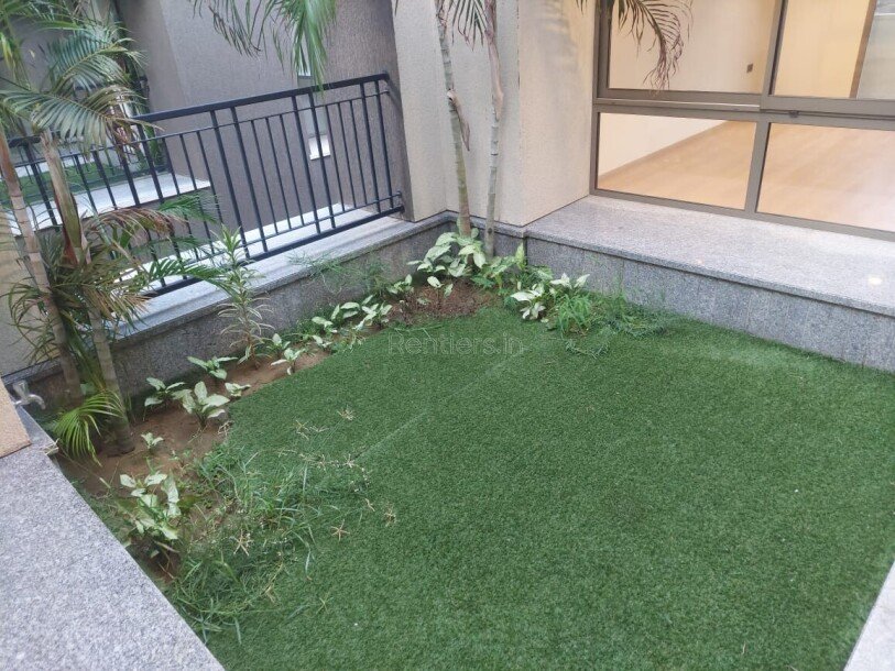 5bhk 500sqyards independent Villa in Sobha International City-13