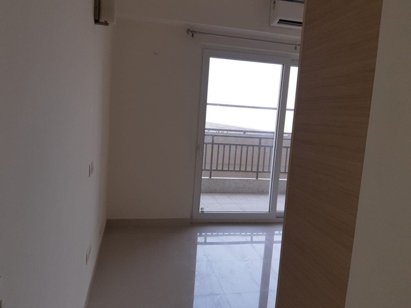 4BHK Apartment for rent in Oyster Grande, Sector 102 , gurgaon-4