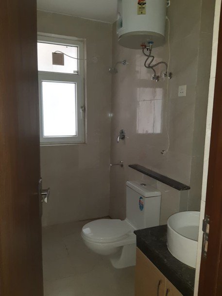 4BHK Apartment for rent in Oyster Grande, Sector 102 , gurgaon-8