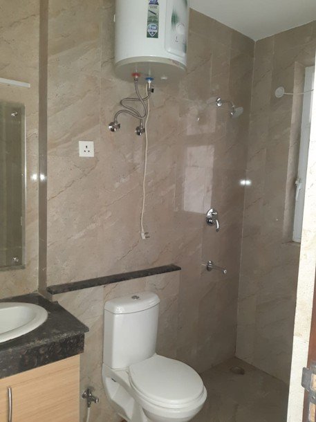 4BHK Apartment for rent in Oyster Grande, Sector 102 , gurgaon-14