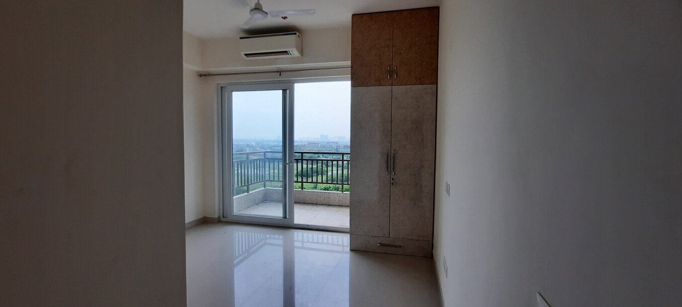 4BHK Apartment in Oyster Grande Sector 102,gurgaon-4