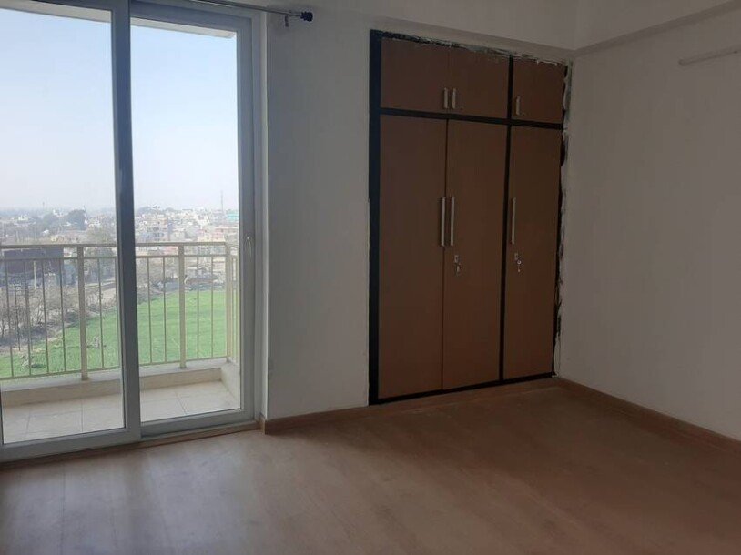 3bhk flat in Emaar gurgaon greens sector 102 gurgaon-7