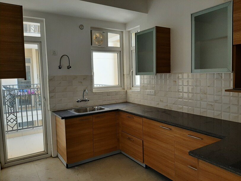 4bhk apartment in Ats kocoon sector 109 gurgaon-4