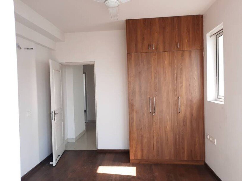 3bhk  flat in Godrej Summit sector 104 gurgaon-9