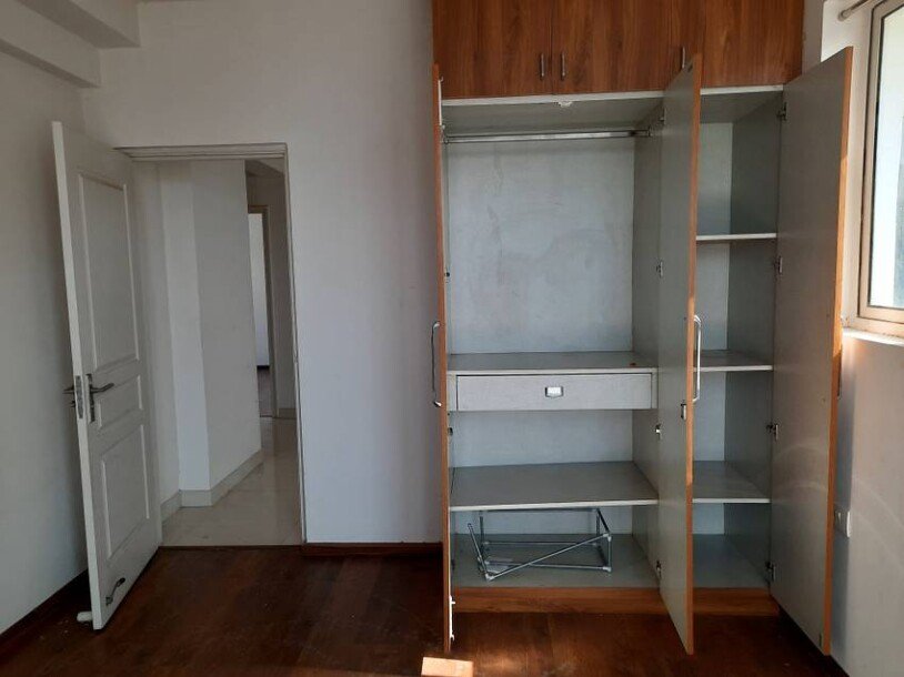 3bhk  flat in Godrej Summit sector 104 gurgaon-7
