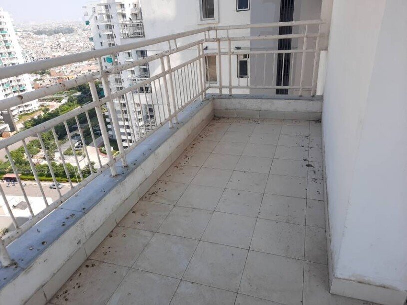 3bhk  flat in Godrej Summit sector 104 gurgaon-2