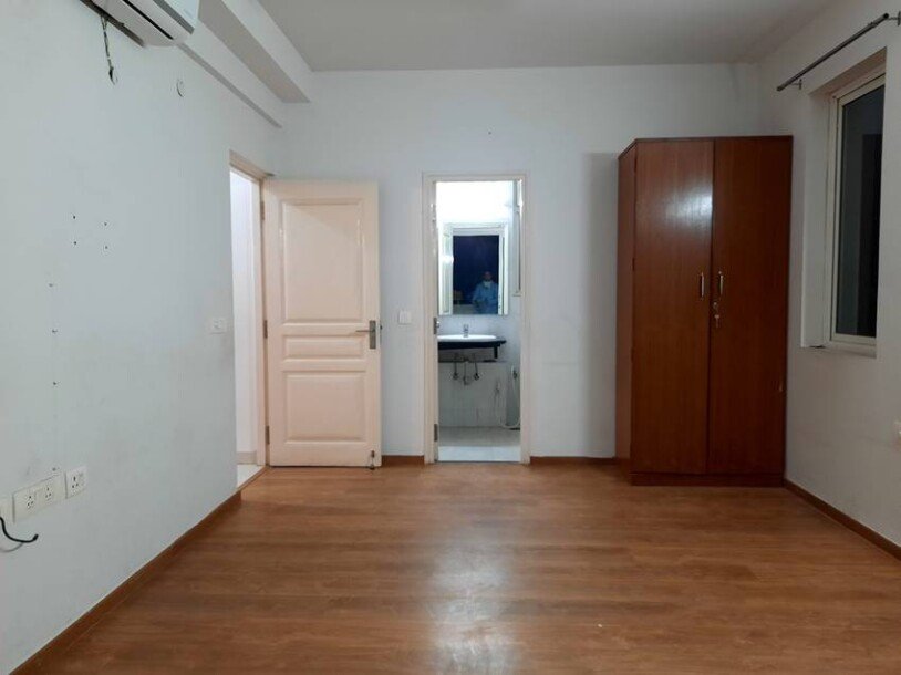 2bhk flat in Godrej Summit sector 104 gurgaon-4