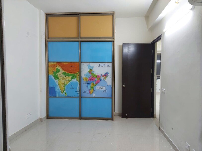 4 BHK Apartment for rent in indiabulls Enigma Sector-110 Gurgaon-10