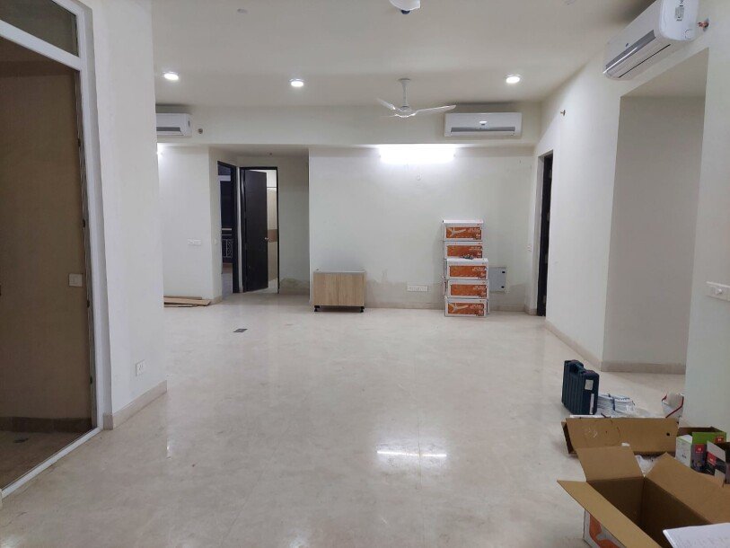 4 BHK Apartment for rent in indiabulls Enigma Sector-110 Gurgaon-8