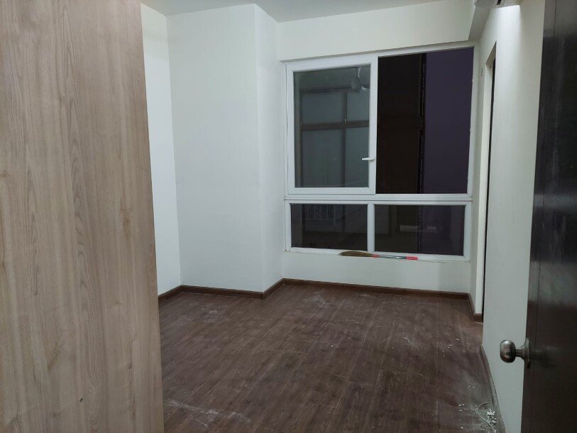 4 BHK Apartment for rent in indiabulls Enigma Sector-110 Gurgaon-4