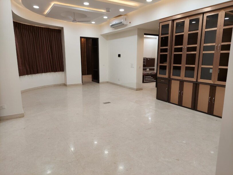 4 BHK Apartment for rent in indiabulls Enigma Sector-110 Gurgaon-12