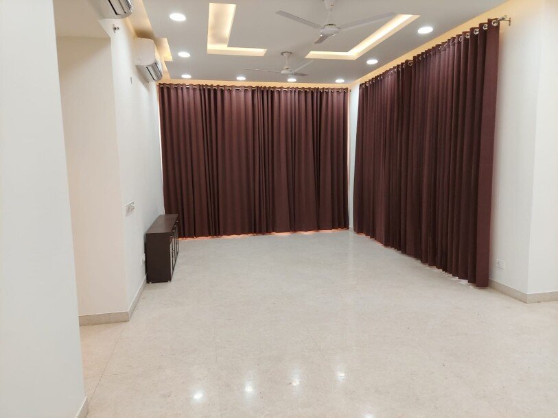 4 BHK Apartment for rent in indiabulls Enigma Sector-110 Gurgaon-10