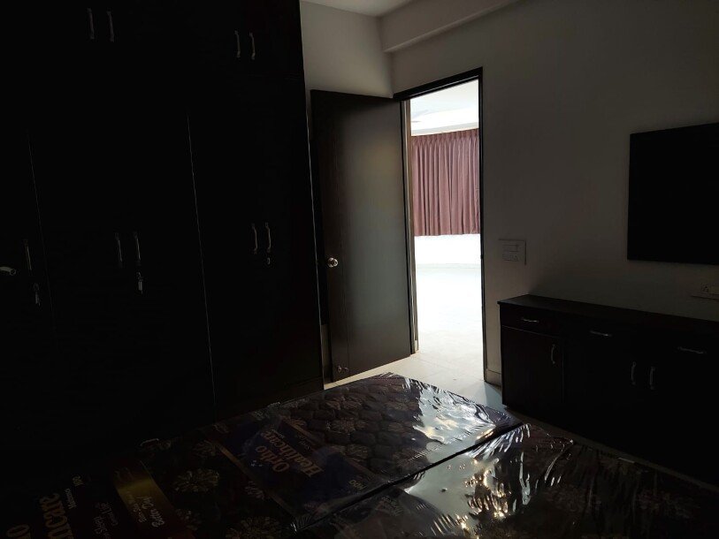 4 BHK Apartment for rent in indiabulls Enigma Sector-110 Gurgaon-6