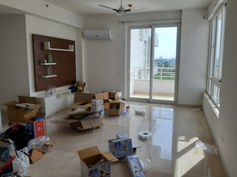 3 bhk apartment in Puri emerald bay sector 104 Gurgaon-1