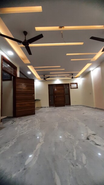 2bhk semifurnished House  in sector 110A gurgaon-7